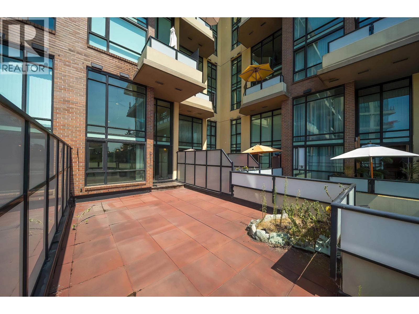 214 10 Renaissance Square, New Westminster, British Columbia  V3M 7B1 - Photo 24 - R3033857