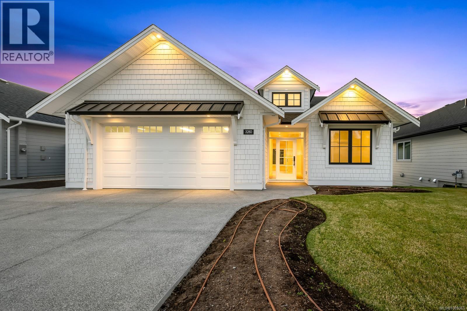 3280 Marygrove Pl, Courtenay, British Columbia