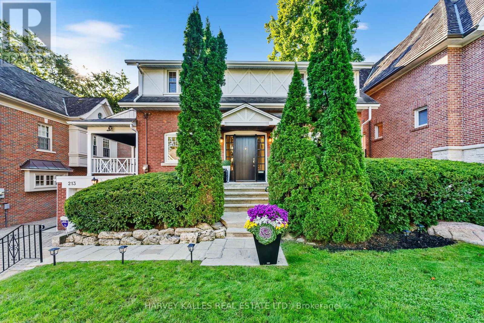 Property at 213 ST LEONARDS AVENUE image 3