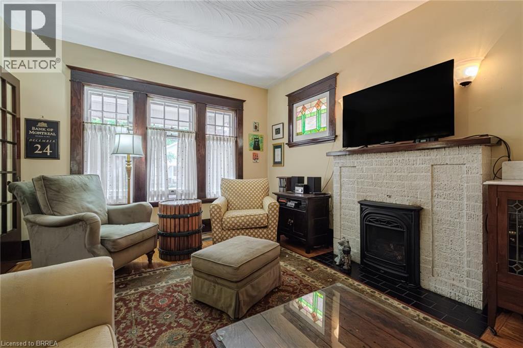 37 Egerton Street, Brantford, Ontario  N3T 4L4 - Photo 9 - 40755919