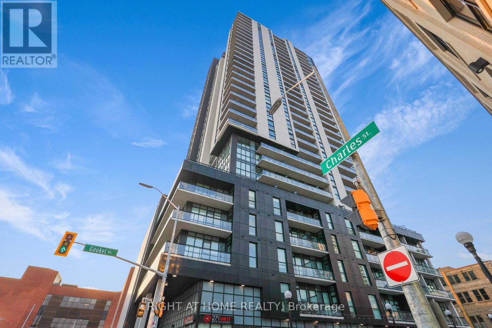 1804 - 60 Charles Street W, Kitchener, Ontario  N2G 0C9 - Photo 2 - X12326080