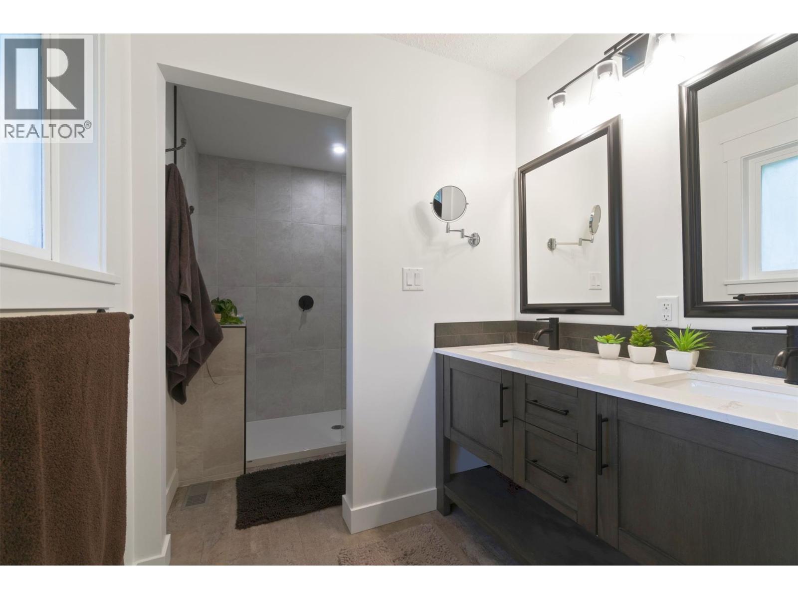 4451 42 Street Nw, Salmon Arm, British Columbia  V1E 3A7 - Photo 29 - 10357284