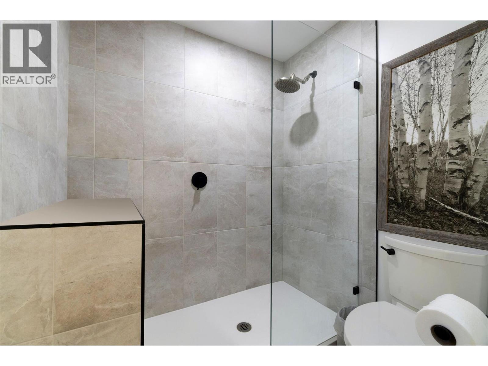 4451 42 Street Nw, Salmon Arm, British Columbia  V1E 3A7 - Photo 30 - 10357284
