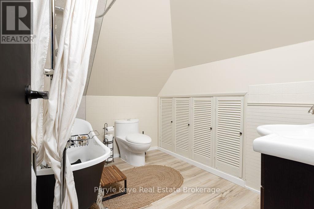2322 Old Muskoka Road, Huntsville, Ontario  P0B 1M0 - Photo 27 - X12306624
