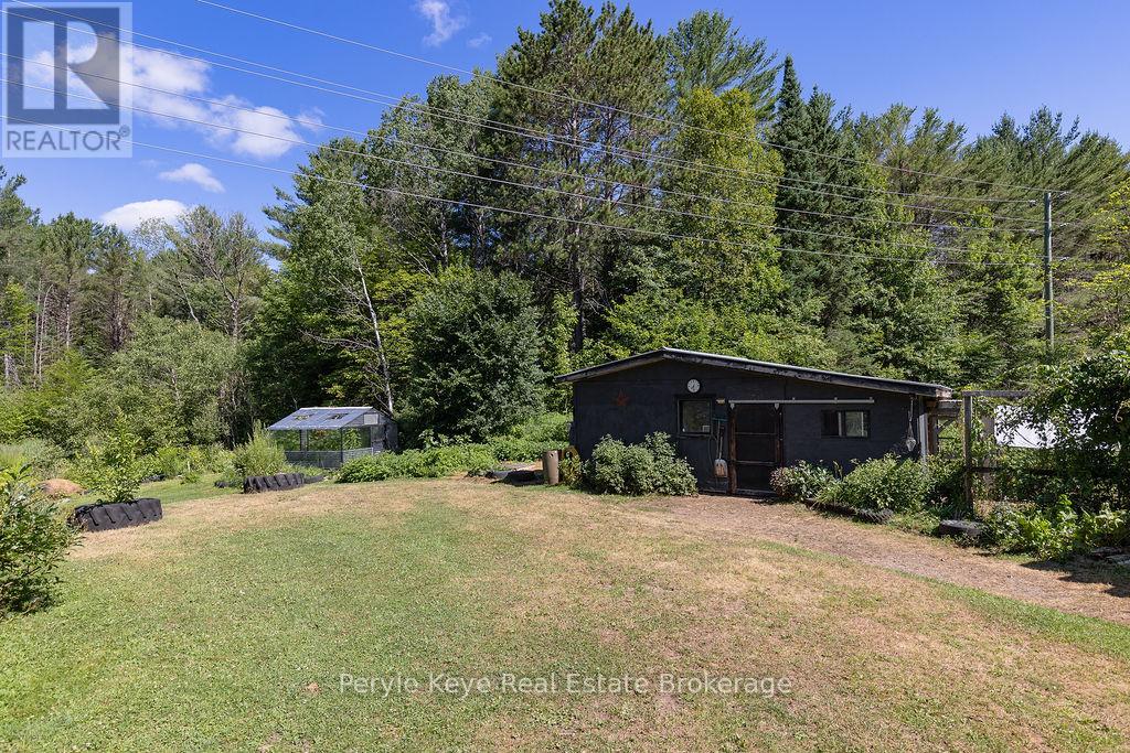 2322 Old Muskoka Road, Huntsville, Ontario  P0B 1M0 - Photo 36 - X12306624