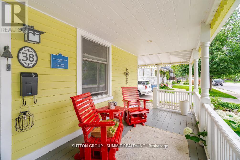 Property at 38 JOHN STREET S image 4