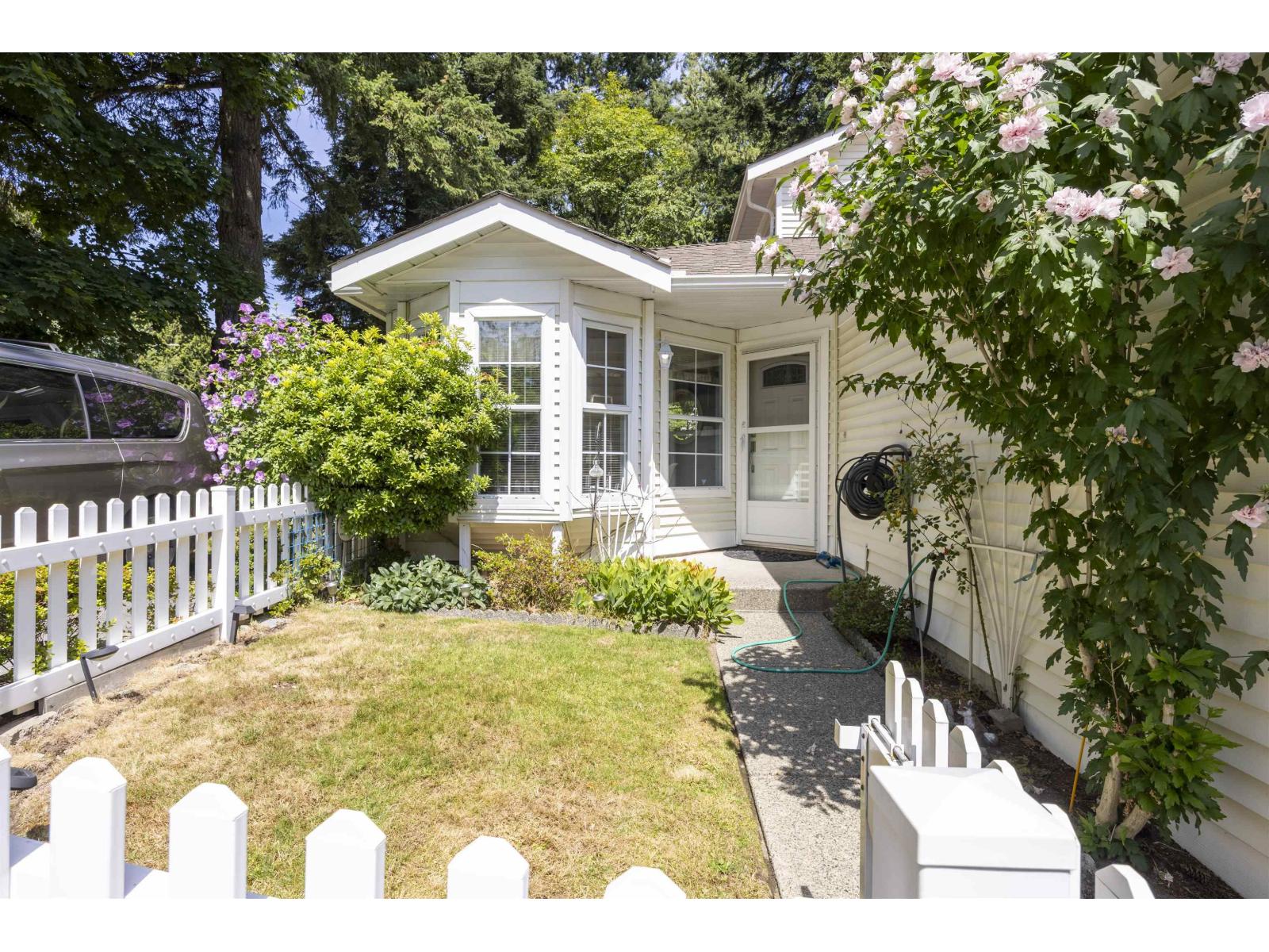 58 6537 138 Street, Surrey, British Columbia  V3W 0C6 - Photo 2 - R3033933