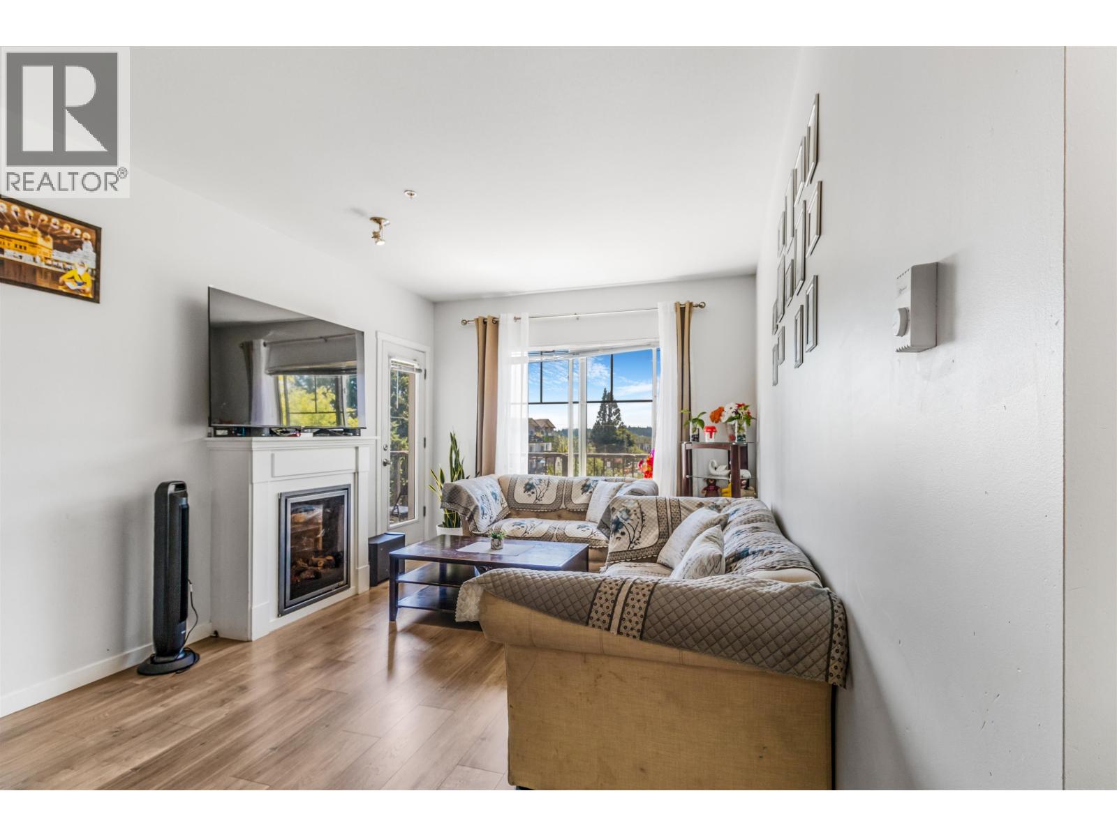 306 22290 North Ave Avenue, Maple Ridge, British Columbia  V2X 8Z8 - Photo 4 - R3033073