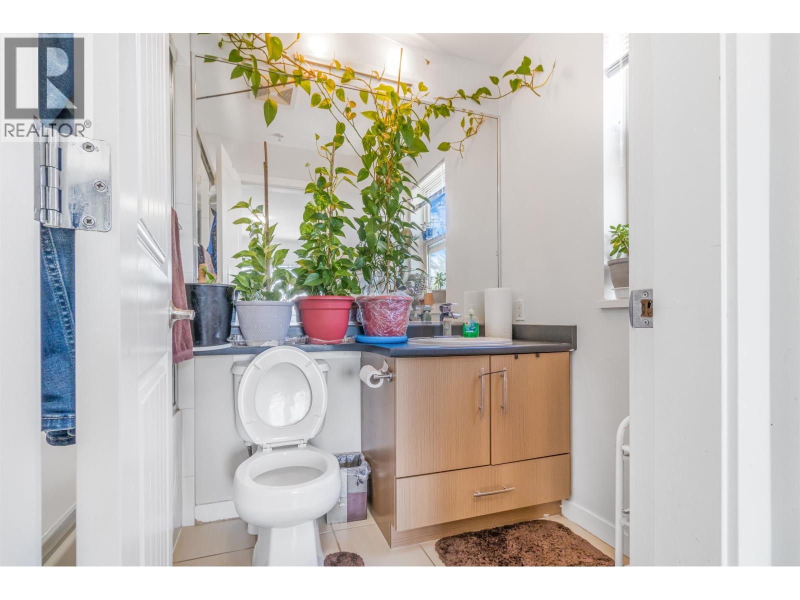 306 22290 North Ave Avenue, Maple Ridge, British Columbia  V2X 8Z8 - Photo 9 - R3033073