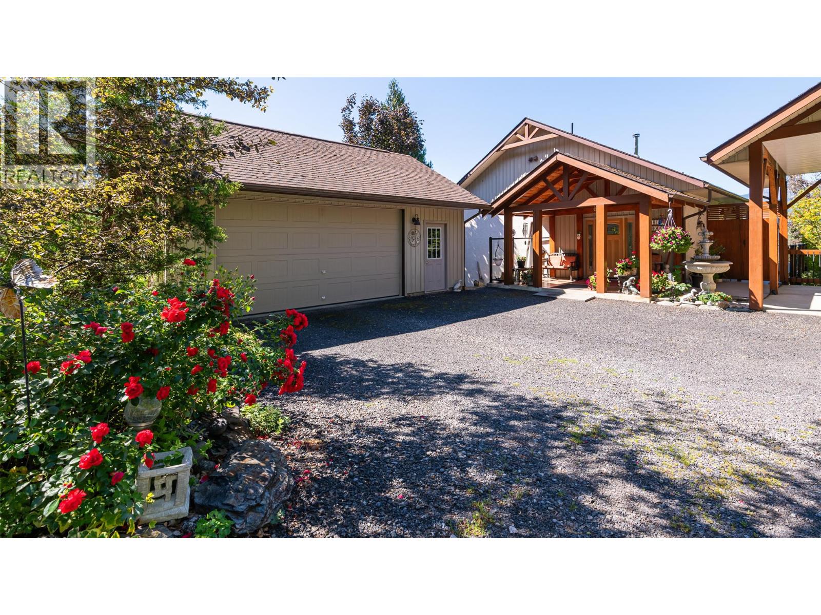 4365 3a Highway, Wynndel, British Columbia  V0B 2N1 - Photo 4 - 10358202