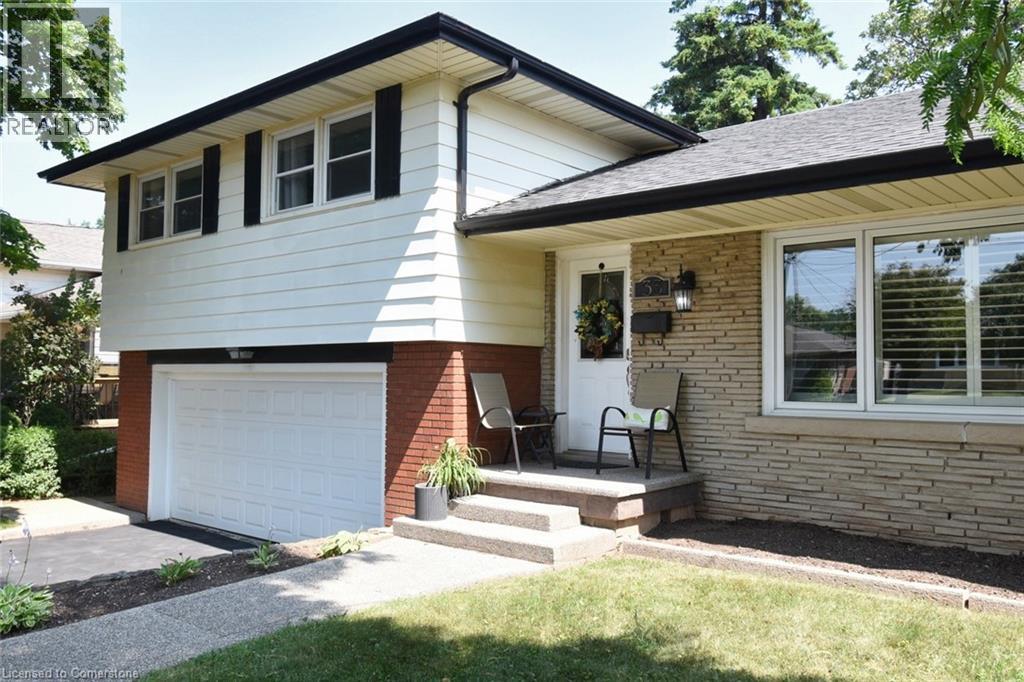 33 Burwell Avenue, Stoney Creek, Ontario  L8G 3L8 - Photo 2 - 40747217