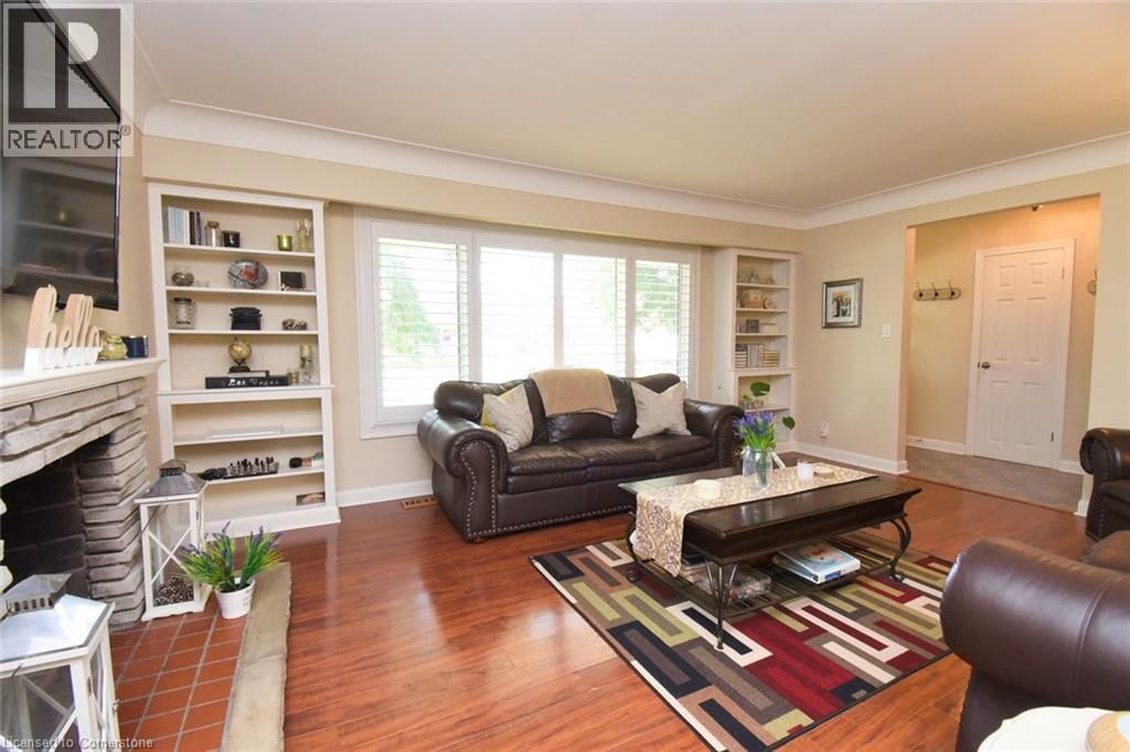 33 Burwell Avenue, Stoney Creek, Ontario  L8G 3L8 - Photo 7 - 40747217