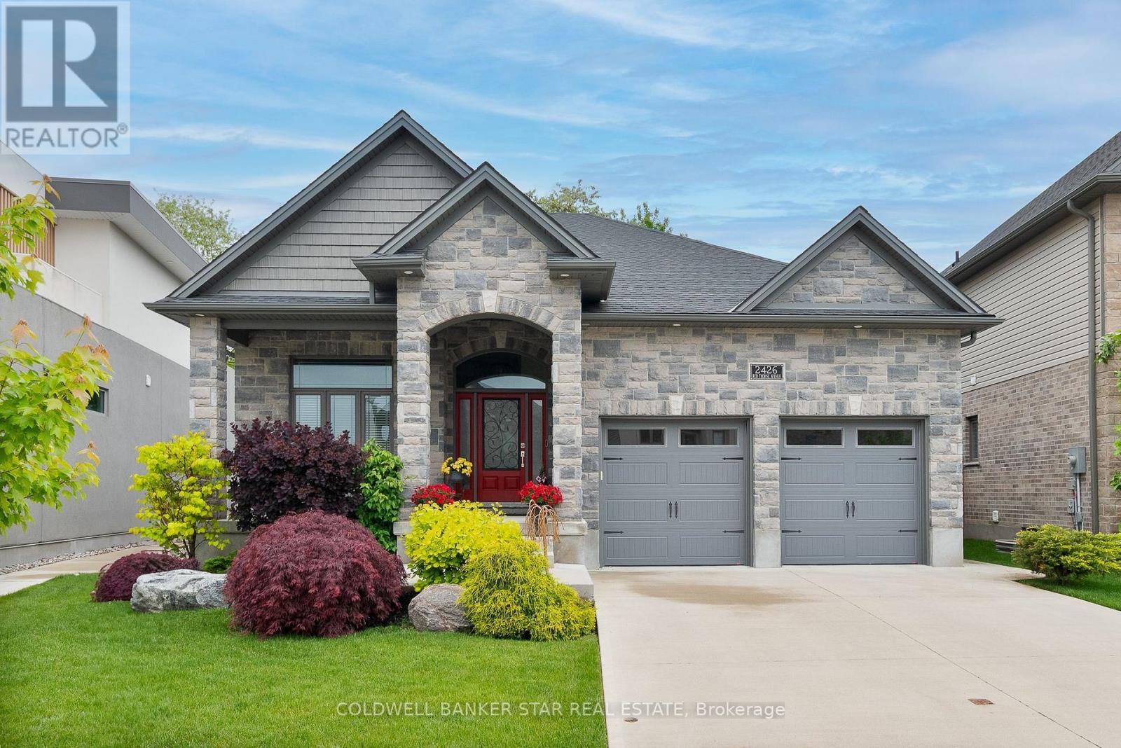 2426 Red Thorne Avenue, London South, Ontario  N6P 0E7 - Photo 1 - X12326184
