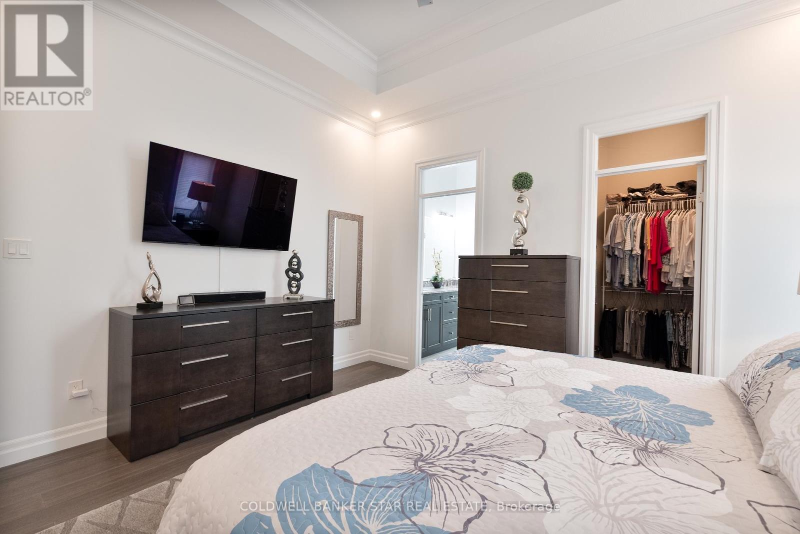 2426 Red Thorne Avenue, London South, Ontario  N6P 0E7 - Photo 24 - X12326184