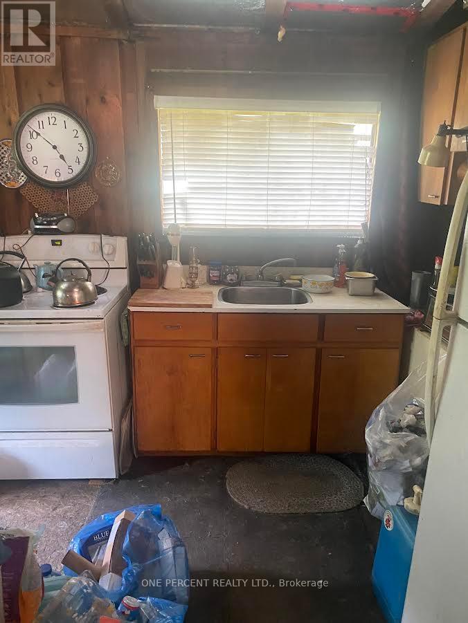 1104 Hawn Road, Bracebridge, Ontario  P1L 1X1 - Photo 13 - X12326149