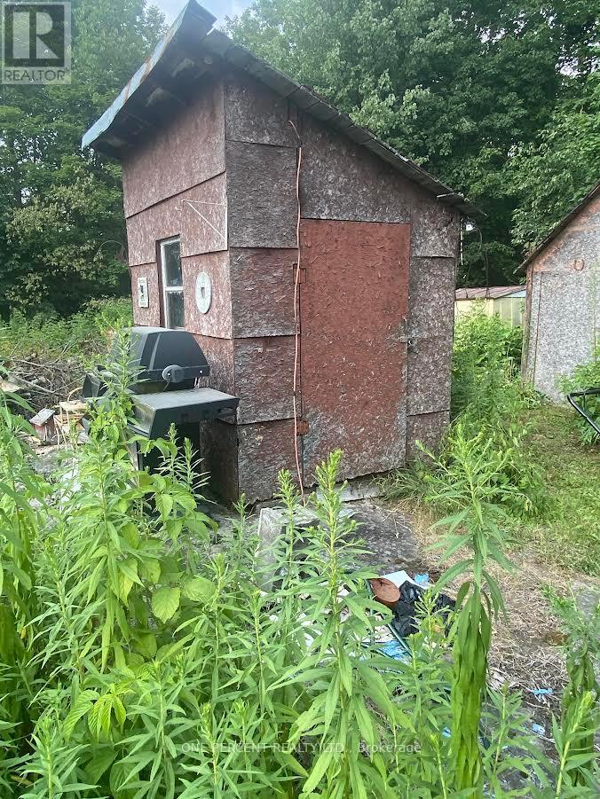 1104 Hawn Road, Bracebridge, Ontario  P1L 1X1 - Photo 8 - X12326149