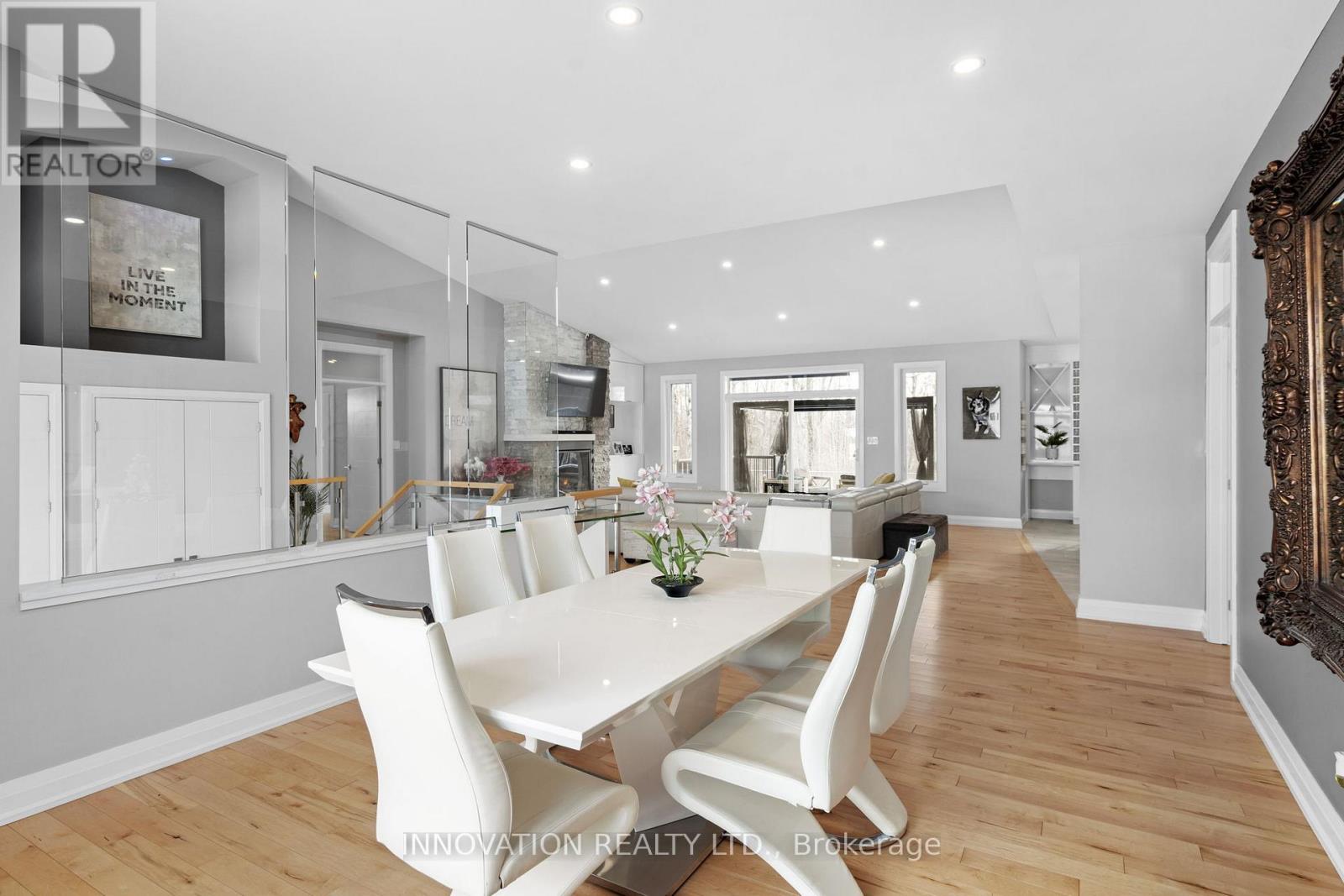 651 Ballycastle Crescent, Ottawa, Ontario  K1X 0A3 - Photo 11 - X12326162