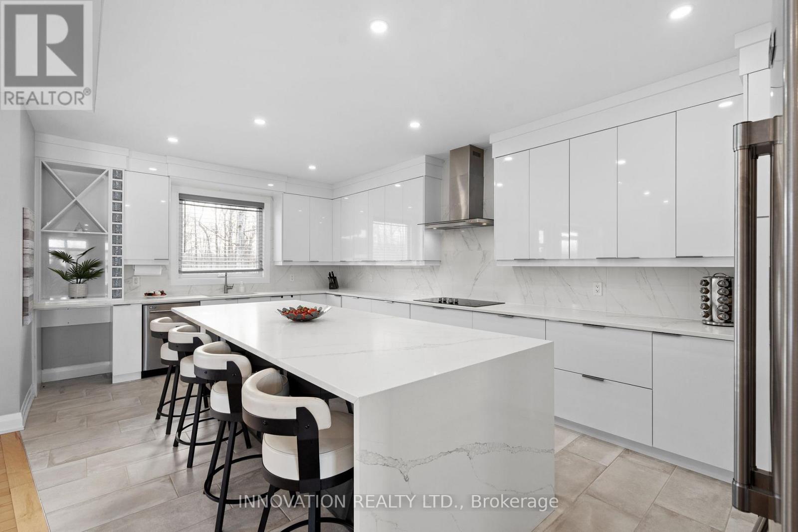 651 Ballycastle Crescent, Ottawa, Ontario  K1X 0A3 - Photo 14 - X12326162