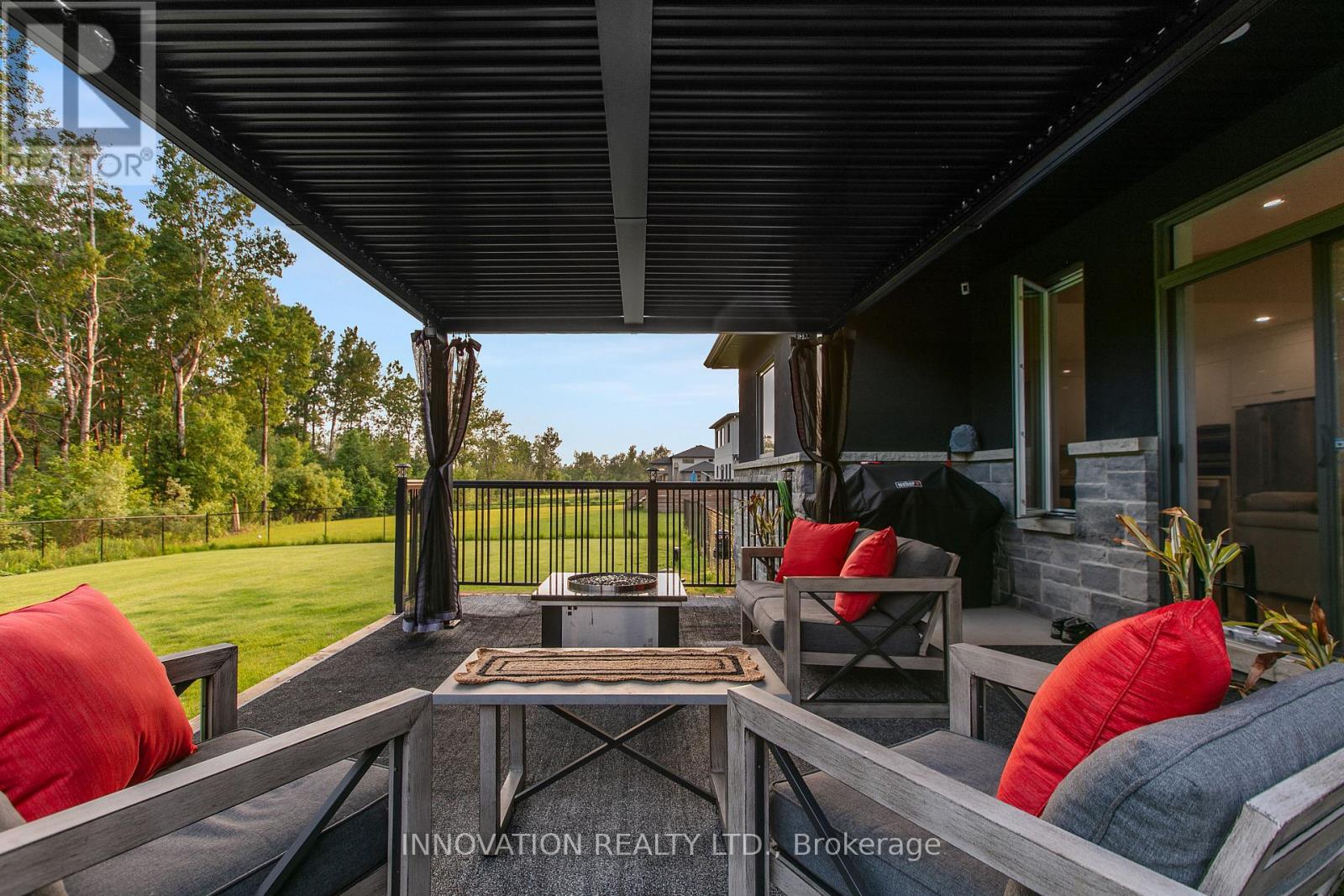 Property at 651 BALLYCASTLE CRESCENT image 3