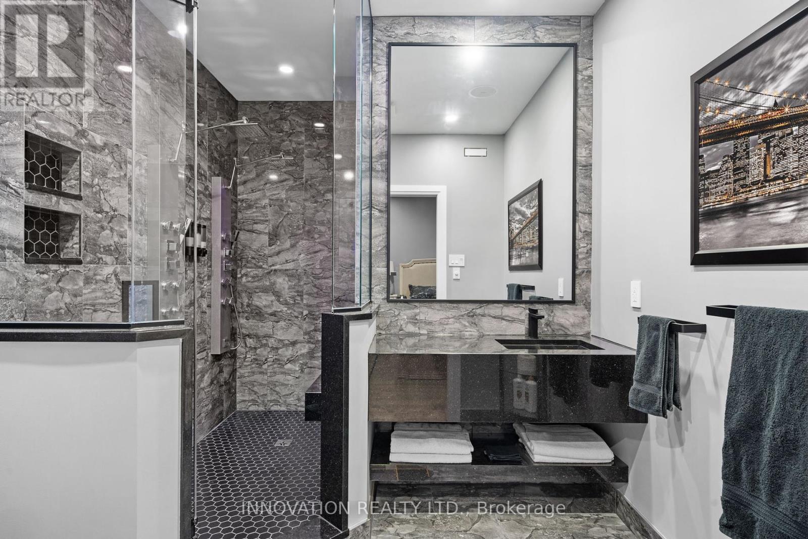 651 Ballycastle Crescent, Ottawa, Ontario  K1X 0A3 - Photo 34 - X12326162