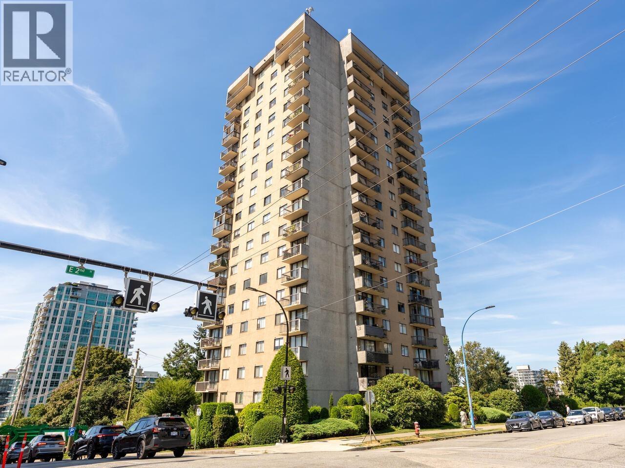 1201 145 ST. GEORGES AVENUE, North Vancouver, British Columbia