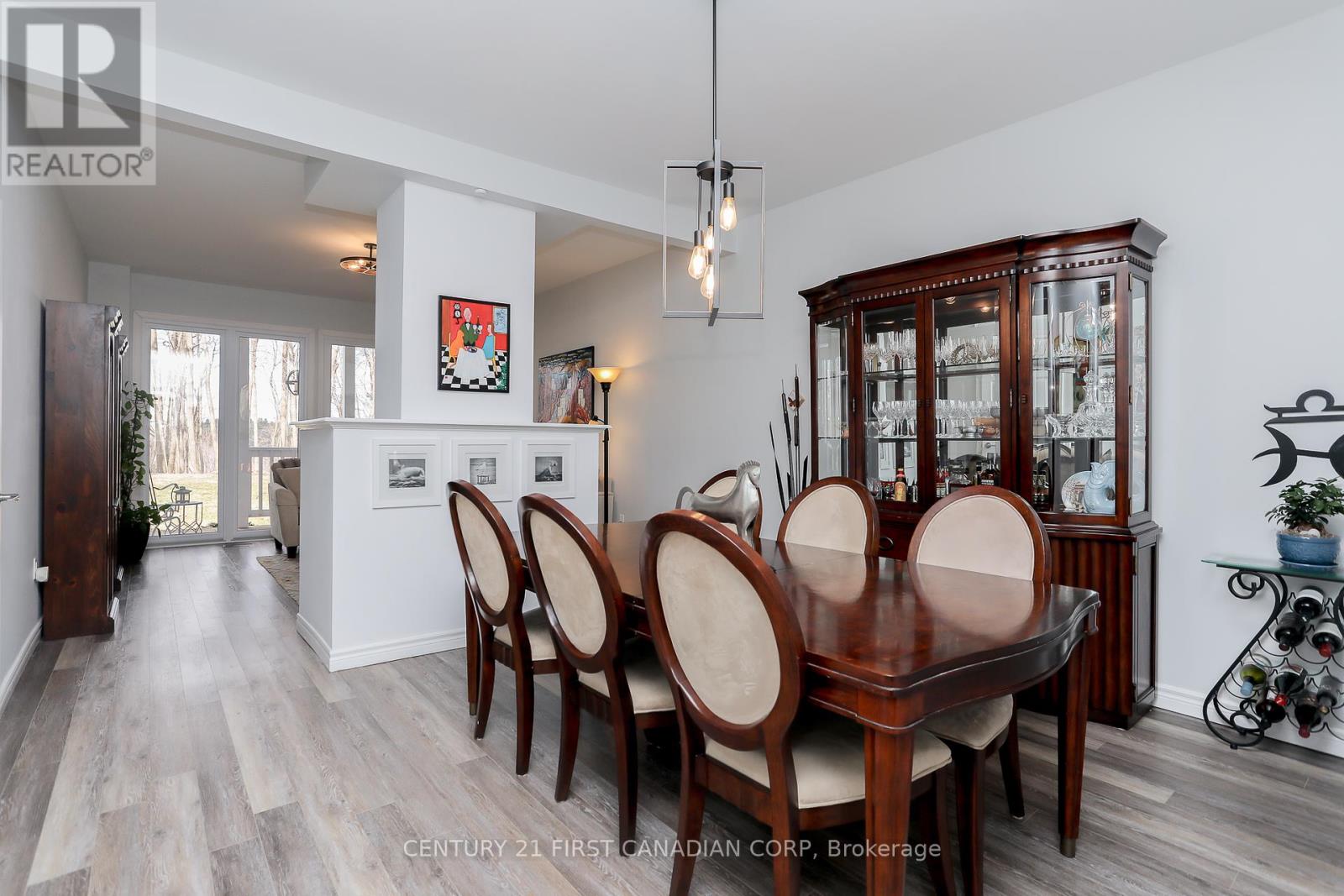 10 - 374 Front Street, Central Elgin, Ontario  N5L 1E9 - Photo 19 - X12244528