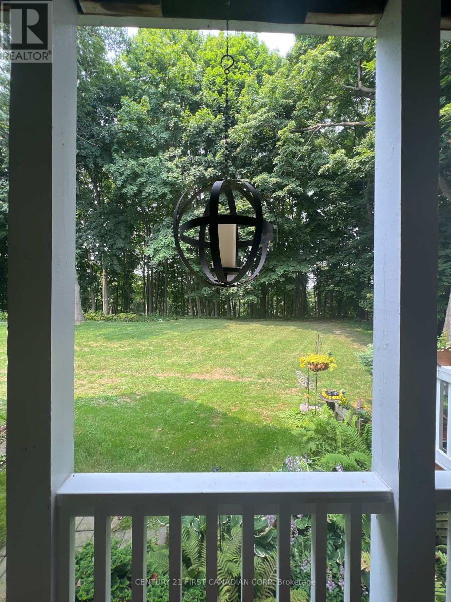 10 - 374 Front Street, Central Elgin, Ontario  N5L 1E9 - Photo 23 - X12244528