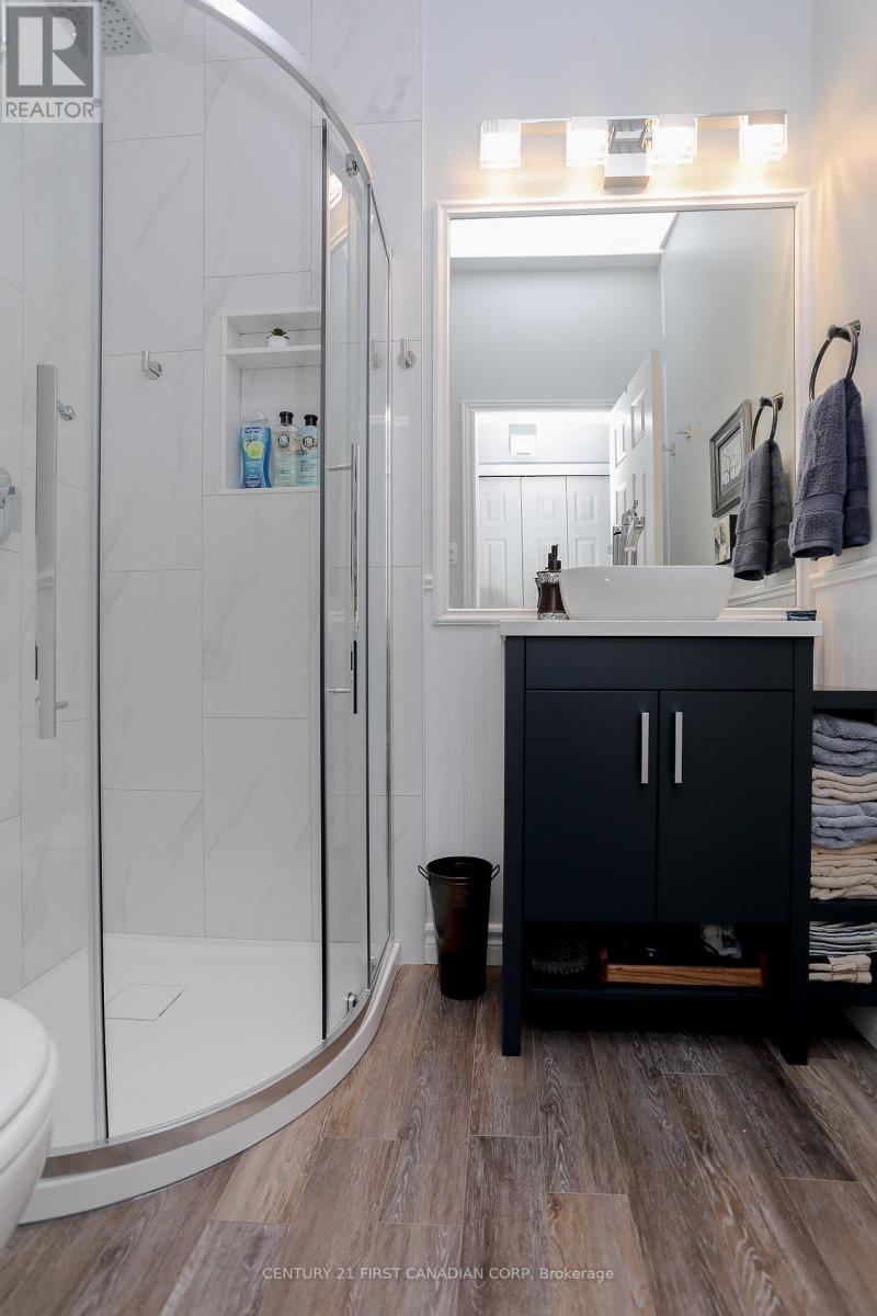 10 - 374 Front Street, Central Elgin, Ontario  N5L 1E9 - Photo 18 - X12244528