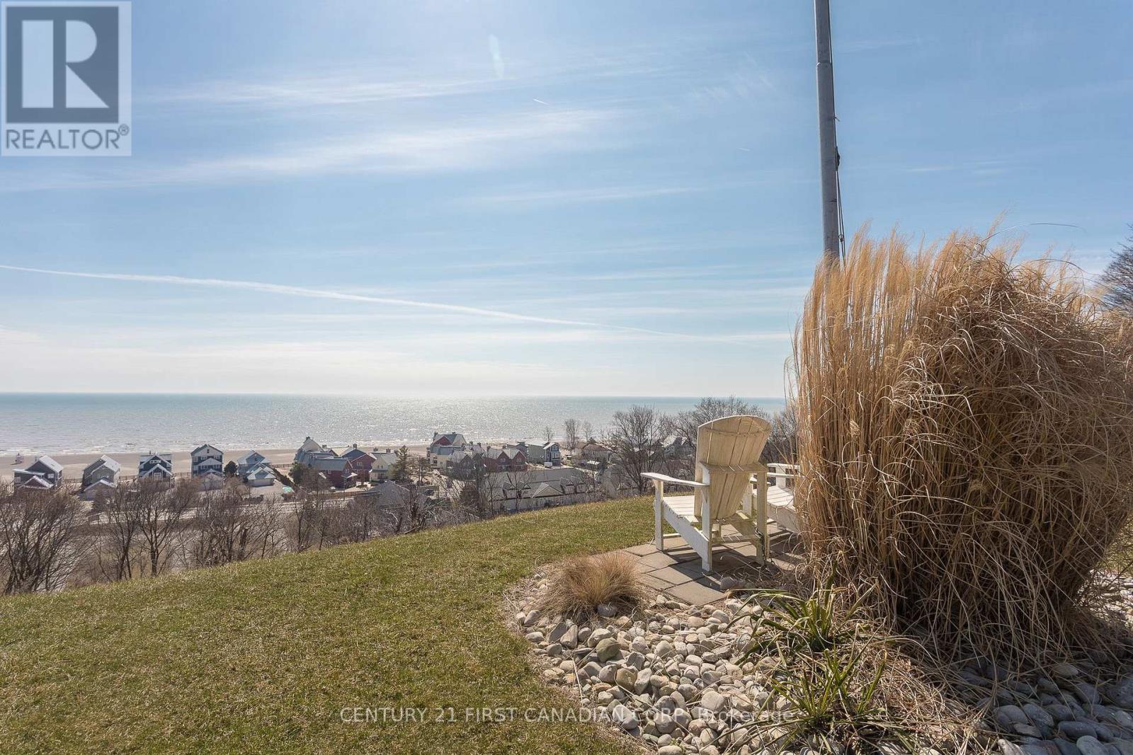 10 - 374 Front Street, Central Elgin, Ontario  N5L 1E9 - Photo 7 - X12244528