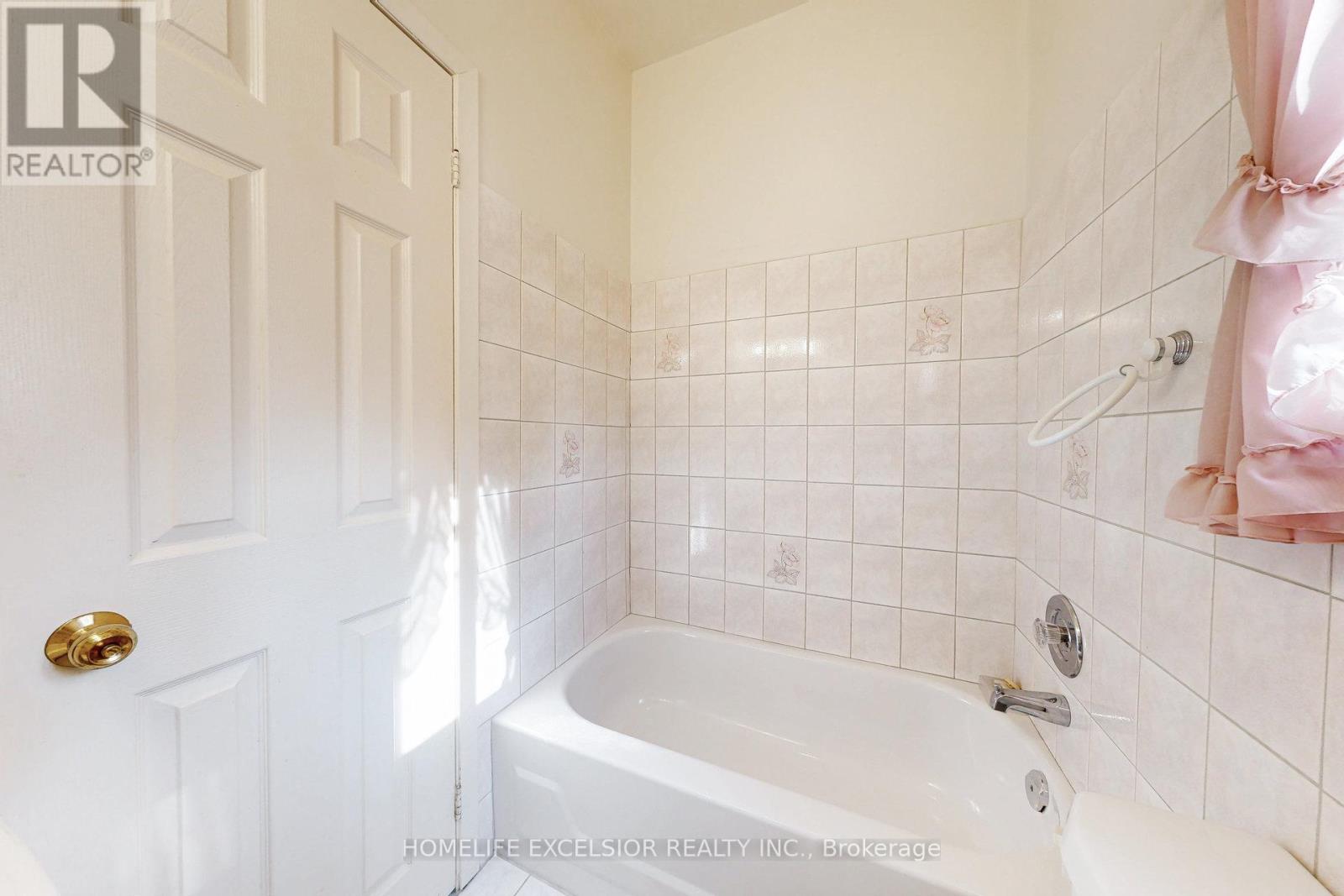 32 Argyle Street, Toronto, Ontario  M6J 1N4 - Photo 28 - C12326177