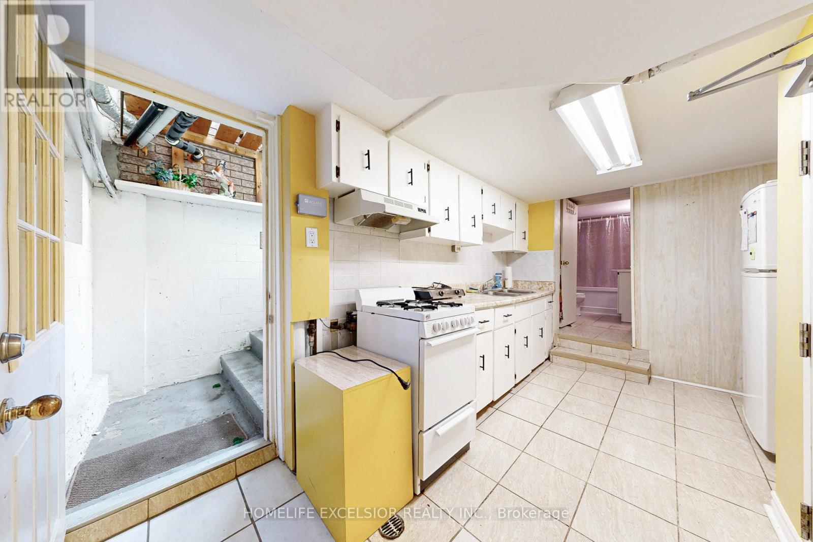 32 Argyle Street, Toronto, Ontario  M6J 1N4 - Photo 35 - C12326177