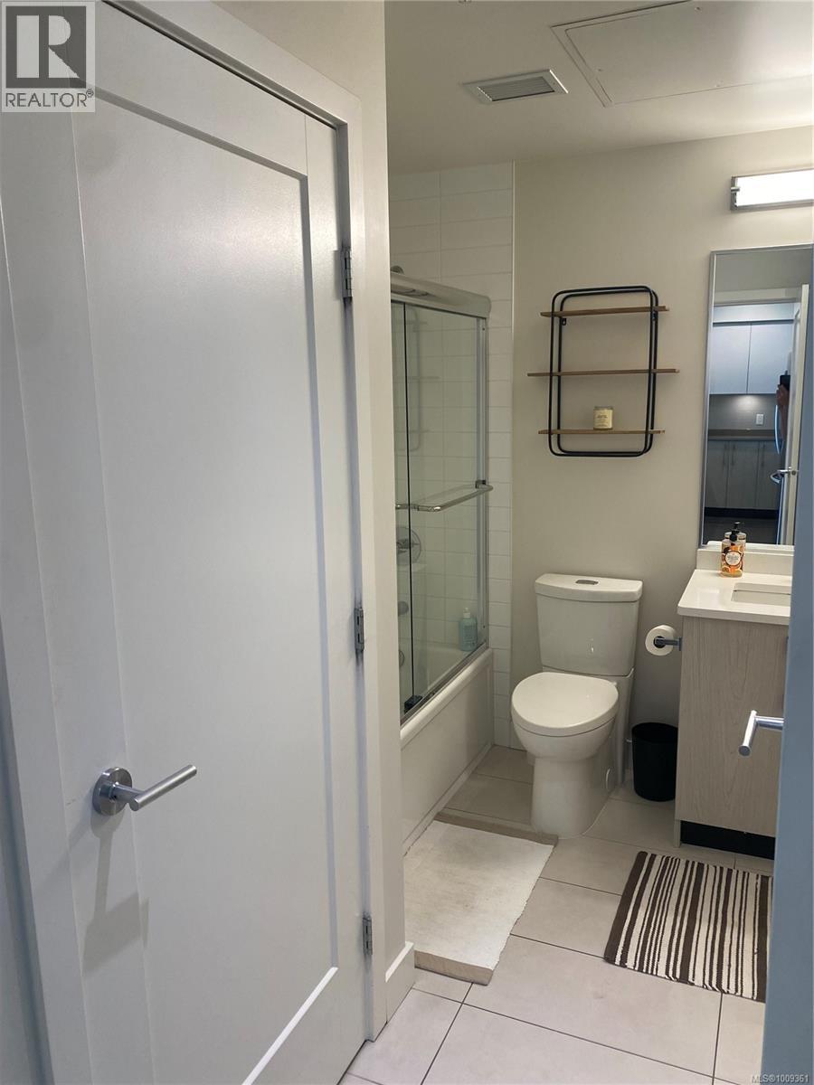 312 3333 Glasgow Ave, Saanich, British Columbia  V8X 2S1 - Photo 26 - 1009361