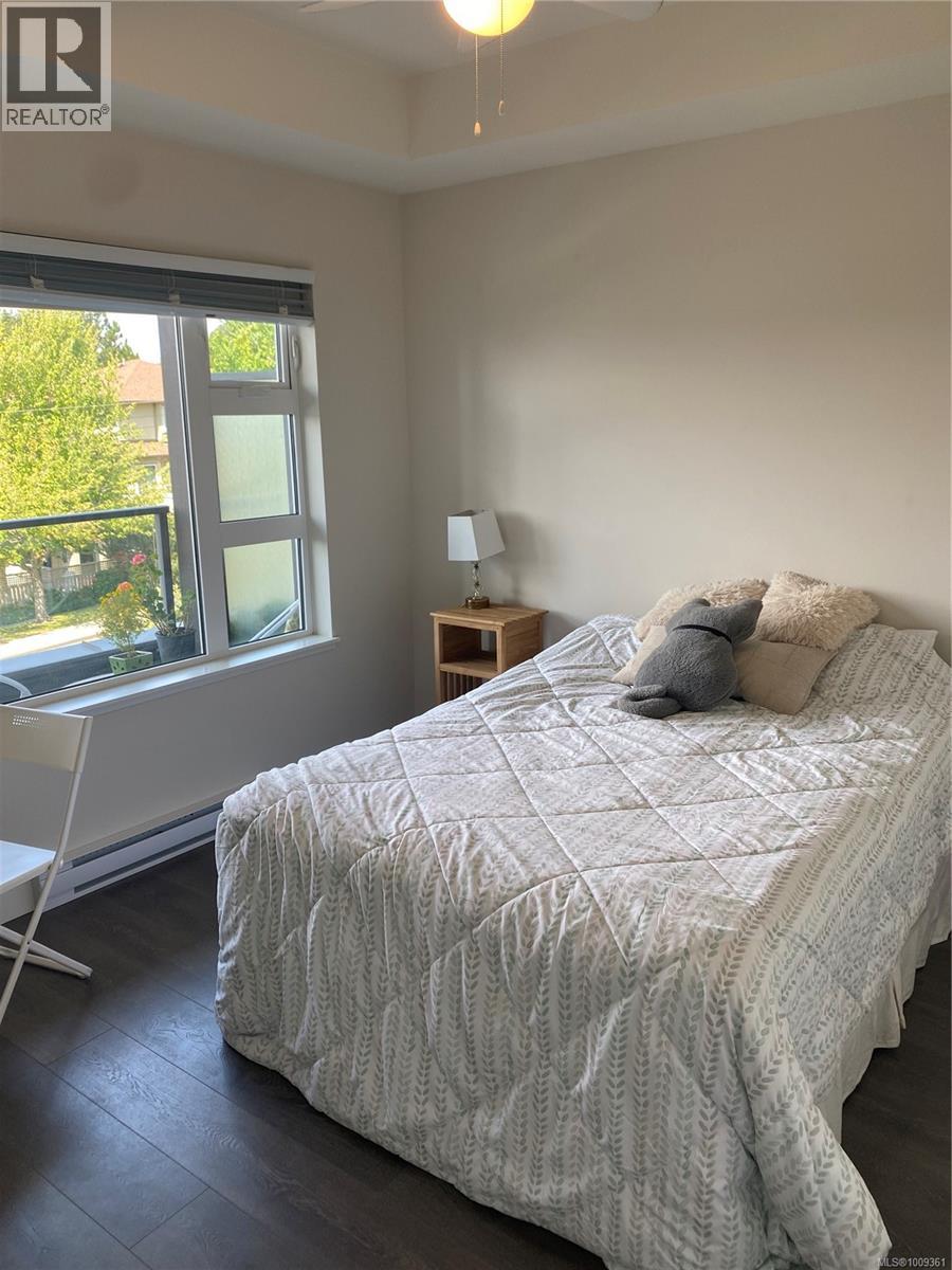 312 3333 Glasgow Ave, Saanich, British Columbia  V8X 2S1 - Photo 33 - 1009361