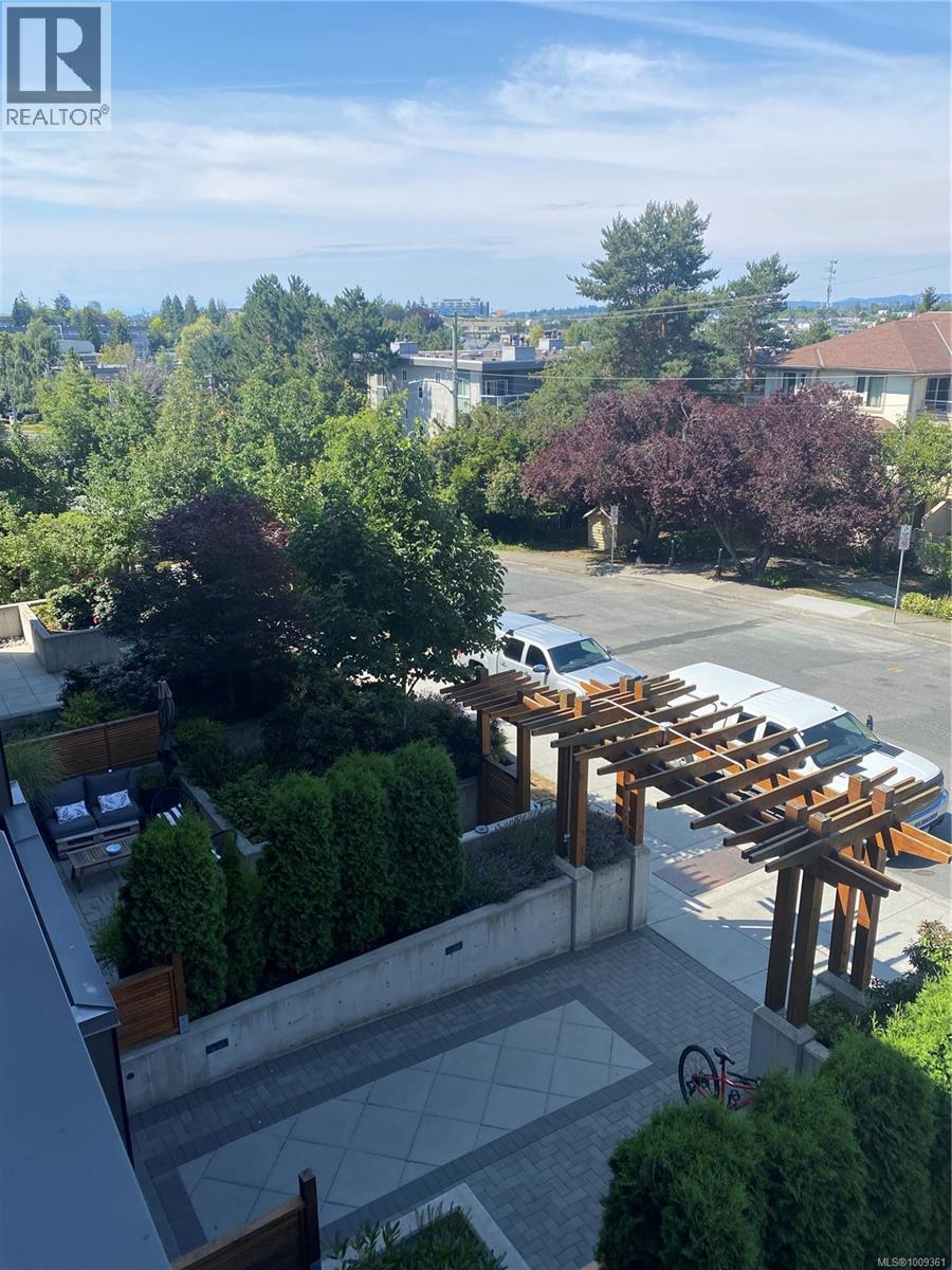 312 3333 Glasgow Ave, Saanich, British Columbia  V8X 2S1 - Photo 38 - 1009361