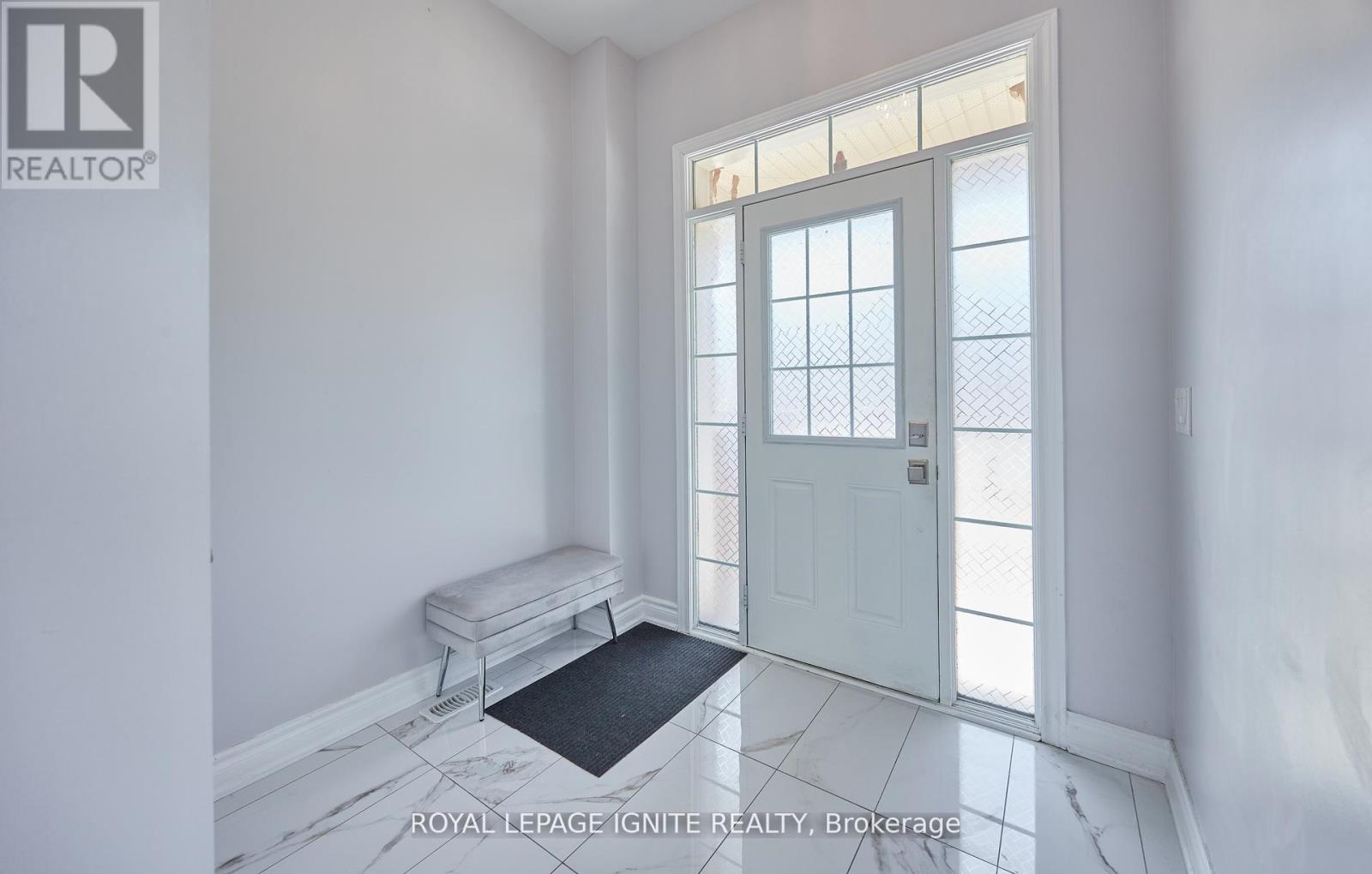 Property at 80 DAVENFIELD CIRCLE image 4