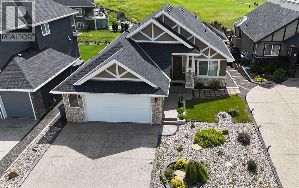 Property at 11 Muirfield Close image 1