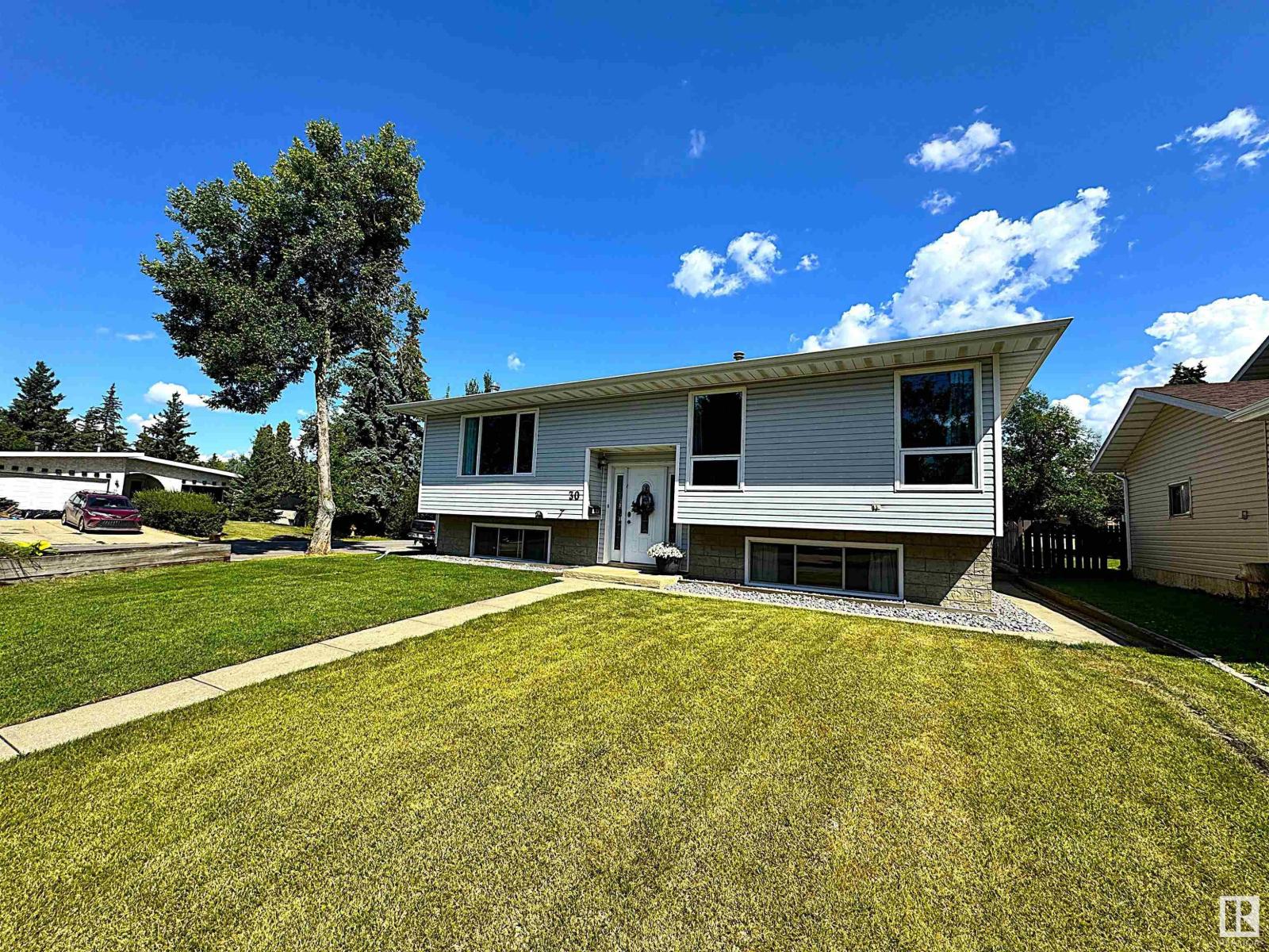Property at 30 LORRAINE CR image 1