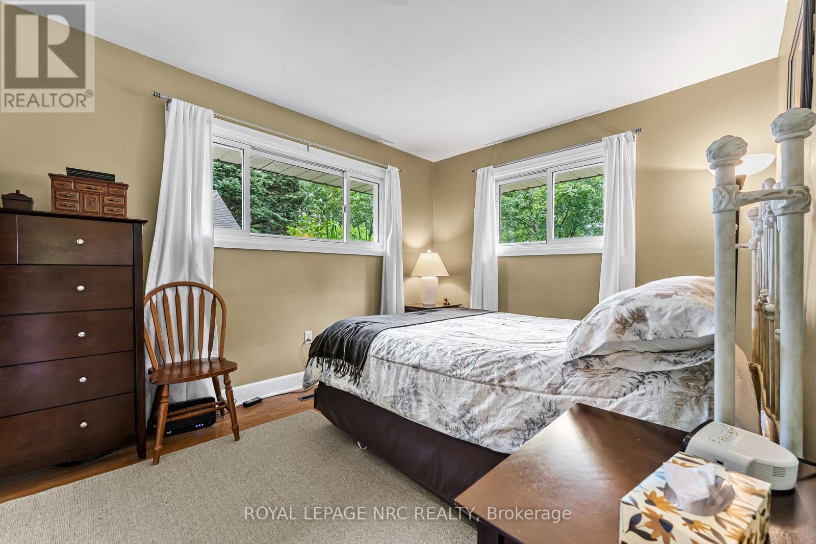 6 Maplewood Drive, St. Catharines, Ontario  L2M 3P1 - Photo 17 - X12326217