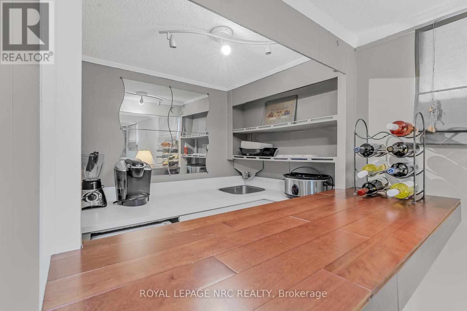 6 Maplewood Drive, St. Catharines, Ontario  L2M 3P1 - Photo 25 - X12326217