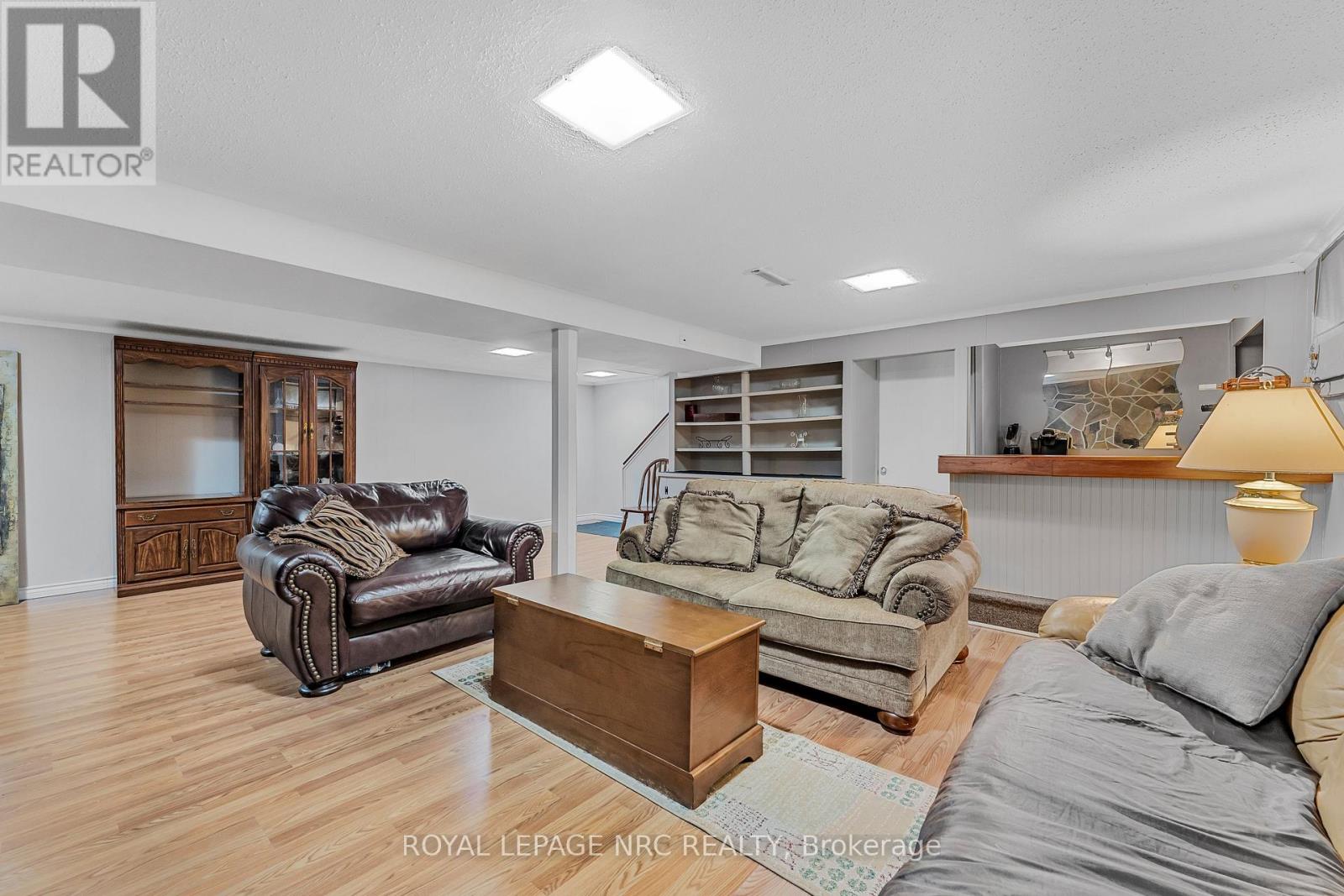6 Maplewood Drive, St. Catharines, Ontario  L2M 3P1 - Photo 26 - X12326217