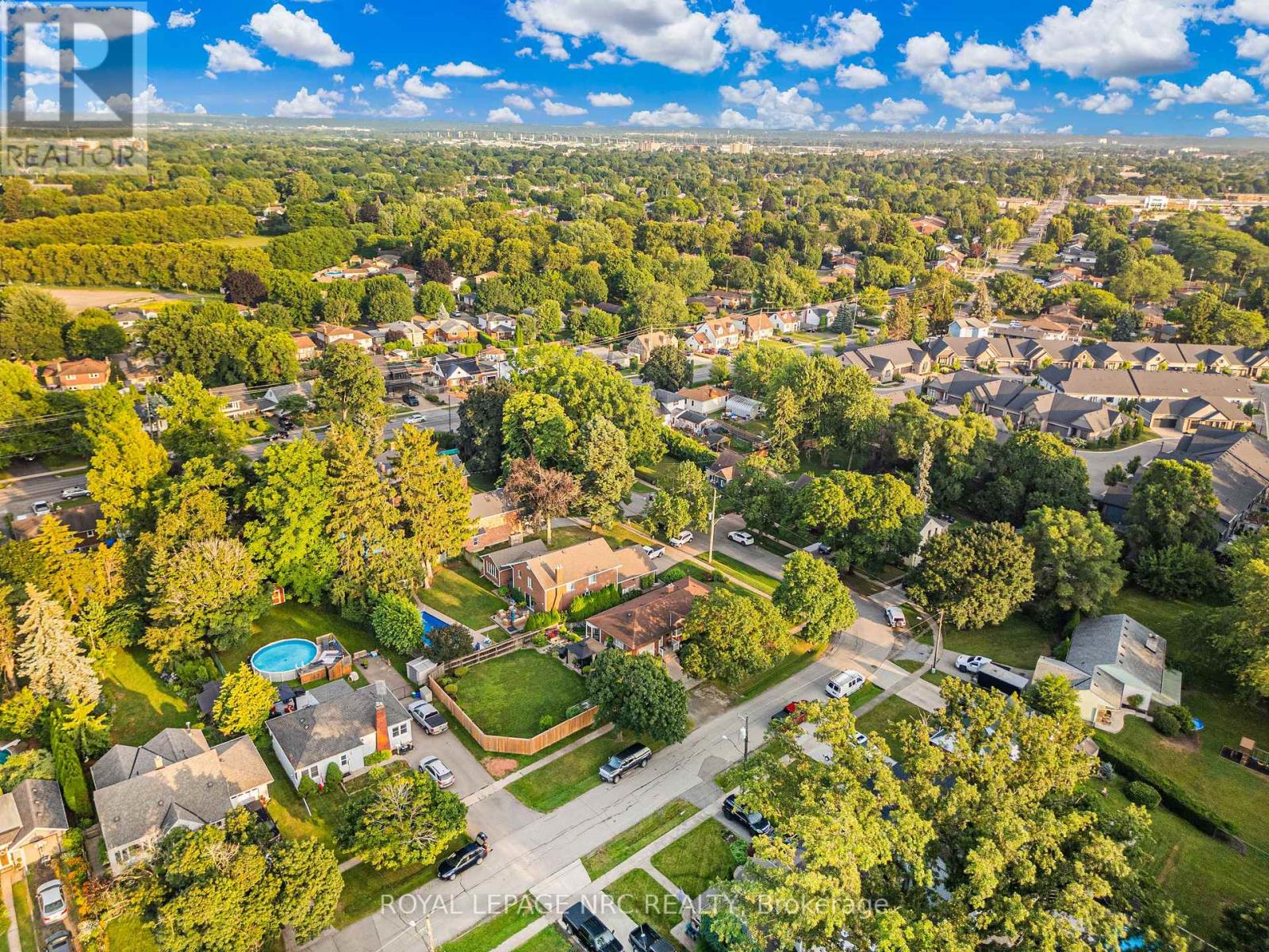 6 Maplewood Drive, St. Catharines, Ontario  L2M 3P1 - Photo 45 - X12326217