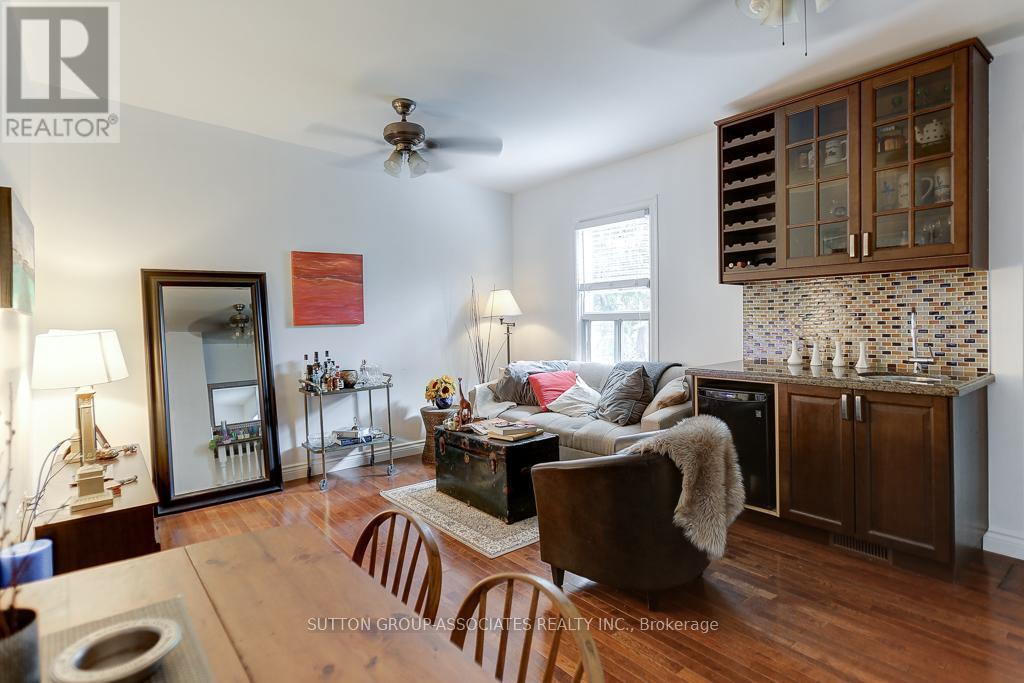 69 Palmerston Avenue, Toronto, Ontario  M6J 2J2 - Photo 14 - C12326221
