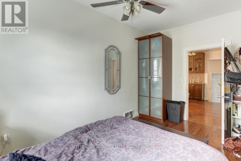69 Palmerston Avenue, Toronto, Ontario  M6J 2J2 - Photo 16 - C12326221