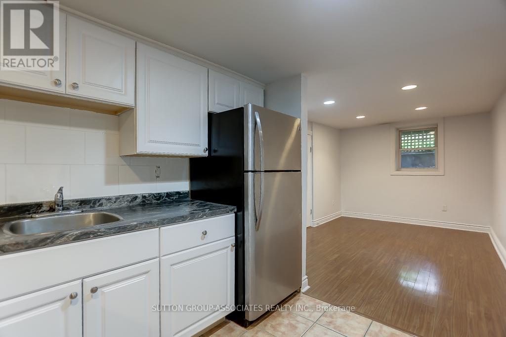 69 Palmerston Avenue, Toronto, Ontario  M6J 2J2 - Photo 20 - C12326221