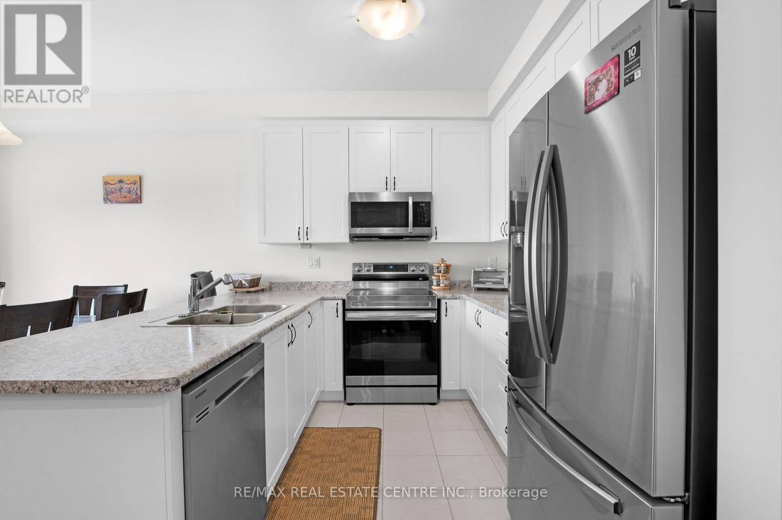 168 Clark Street, Shelburne, Ontario  L9V 3X2 - Photo 12 - X12325054