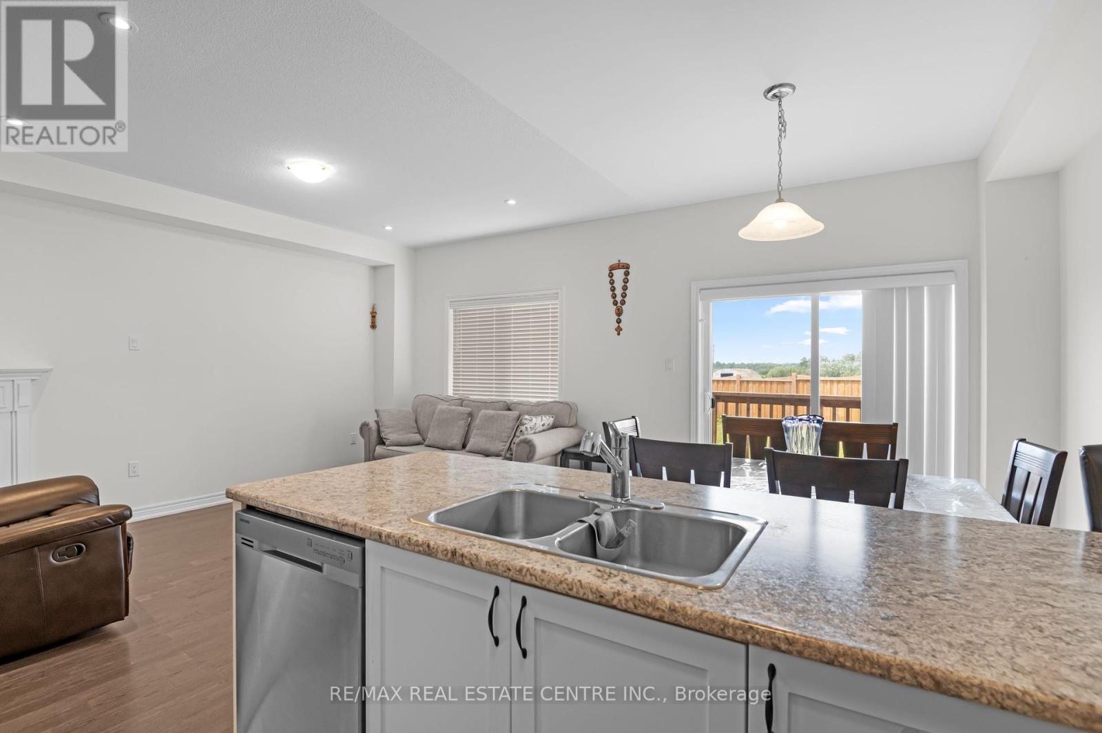 168 Clark Street, Shelburne, Ontario  L9V 3X2 - Photo 21 - X12325054