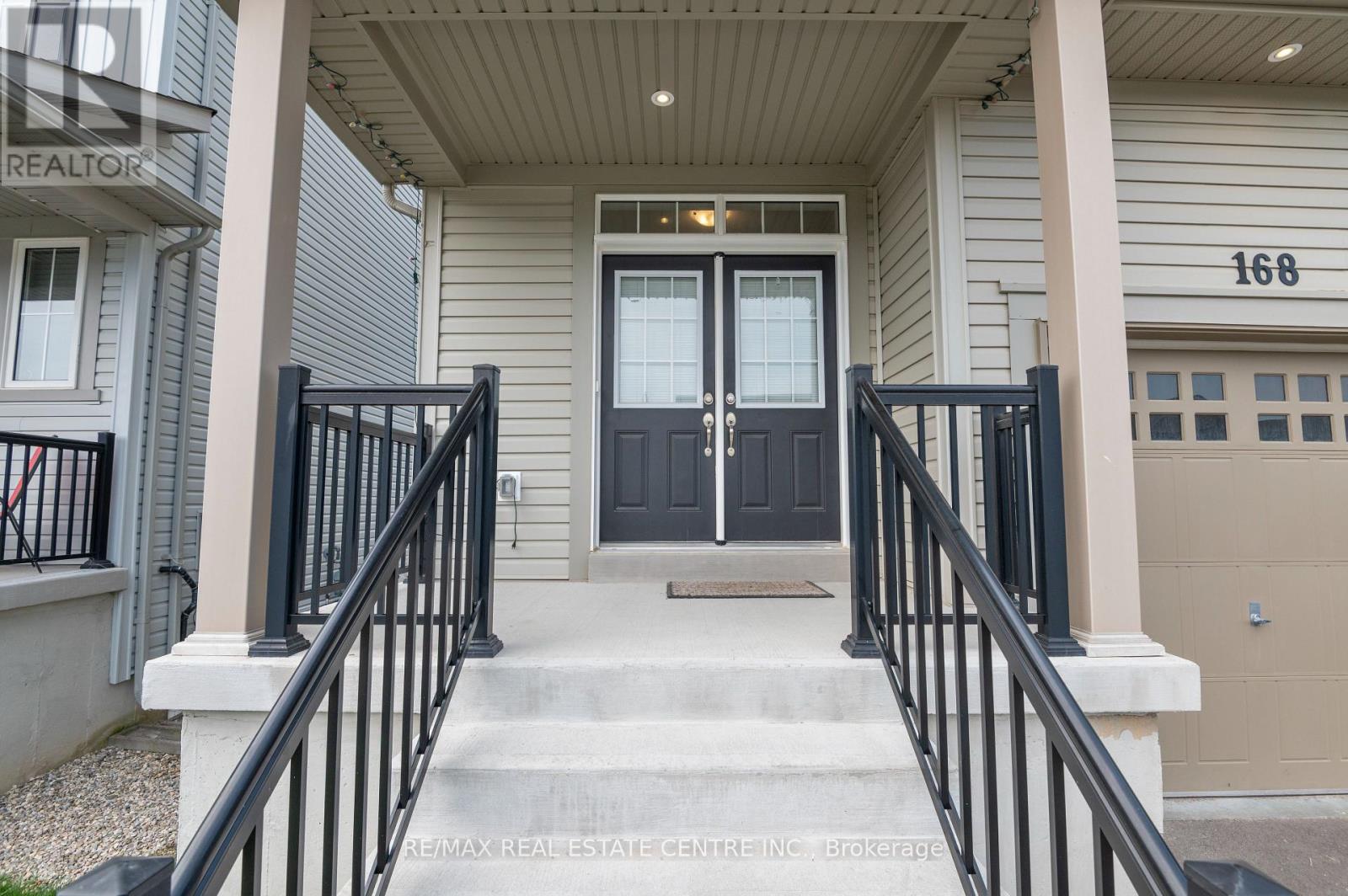 168 Clark Street, Shelburne, Ontario  L9V 3X2 - Photo 3 - X12325054