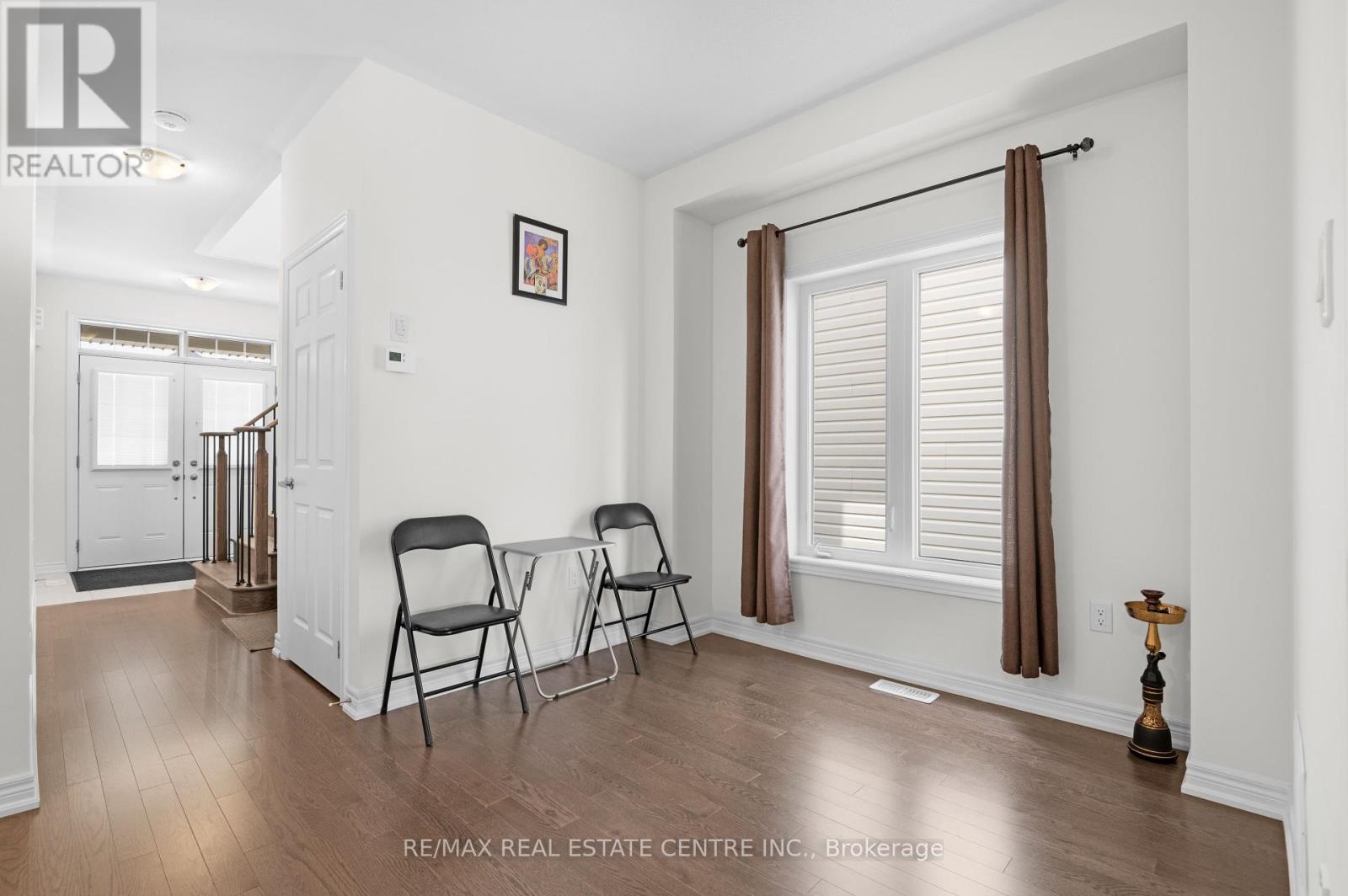 168 Clark Street, Shelburne, Ontario  L9V 3X2 - Photo 8 - X12325054