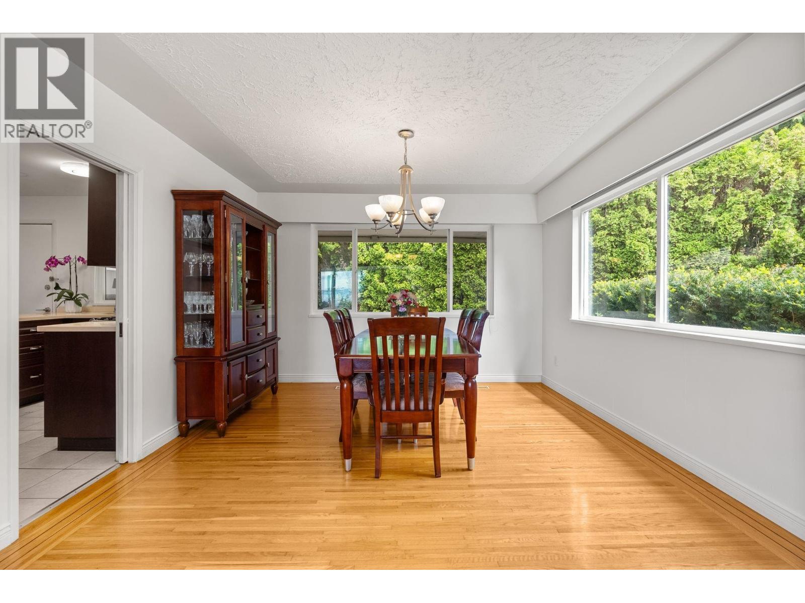 4780 Estevan Place, West Vancouver, British Columbia  V7W 1G9 - Photo 7 - R3033842