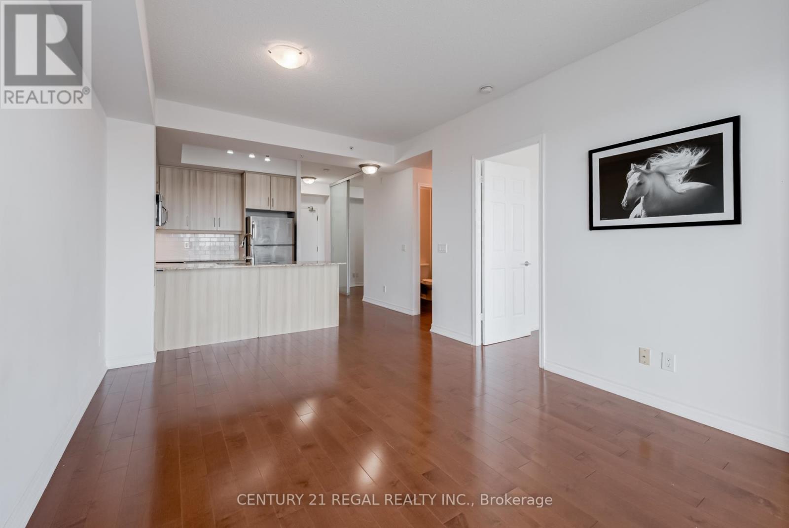 710 - 15 James Finlay Way, Toronto, Ontario  M3M 0B3 - Photo 10 - W12326219
